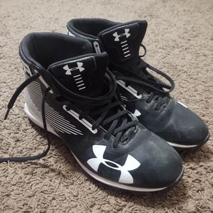 Mens Under Armour Football Cleats
